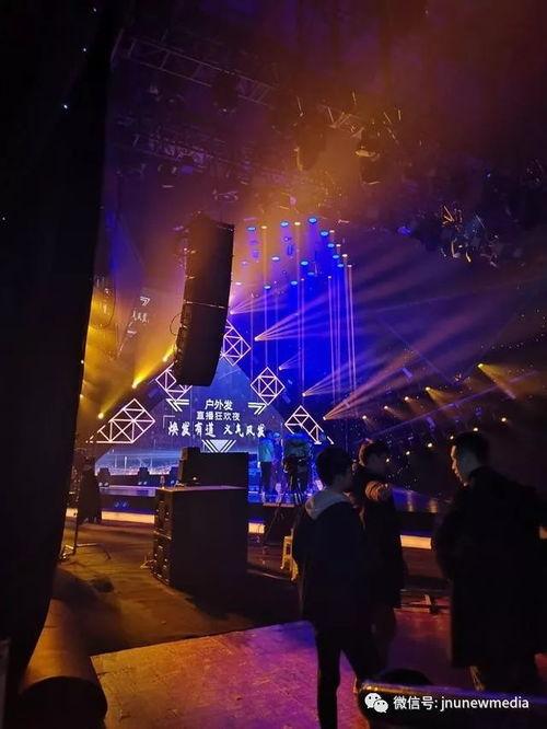 娱乐电台爆料怎么做的视频,揭秘娱乐电台爆料视频制作全流程