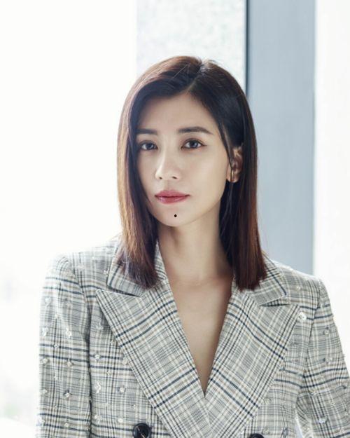 台湾女主持老公是演员,台湾女主持与实力派演员的甜蜜爱情故事